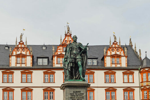 Das Prinz-Albert-Denkmal auf dem Coburger Marktplatz