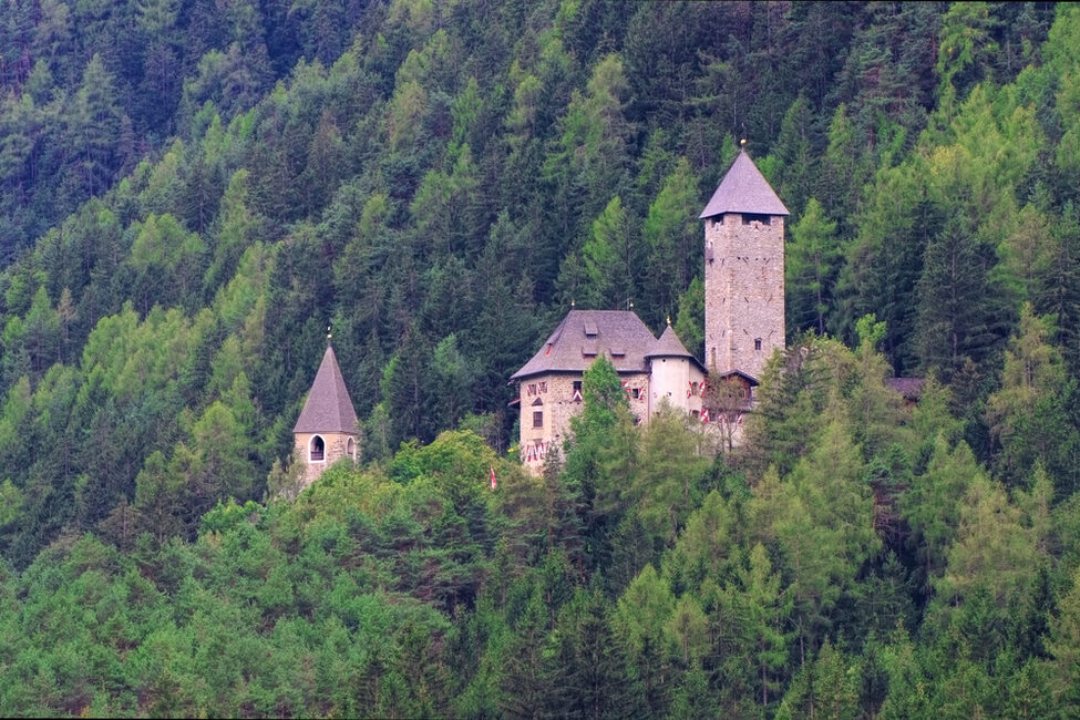 Burg Neuhaus in Gais, Südtirol