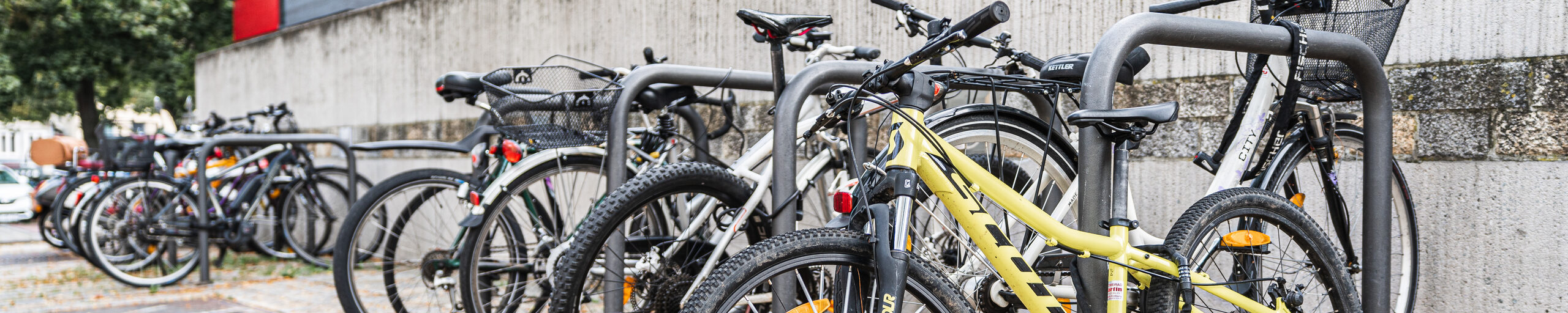 Parkende Fahrräder