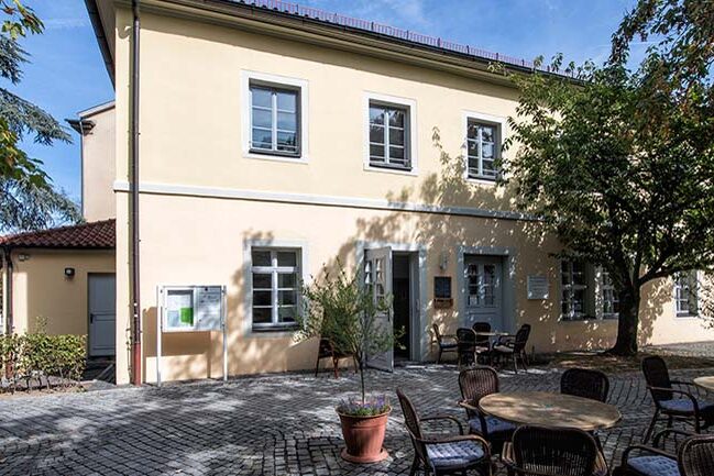 Blick auf das AWO Mehrgenerationenhaus am Bürglaß