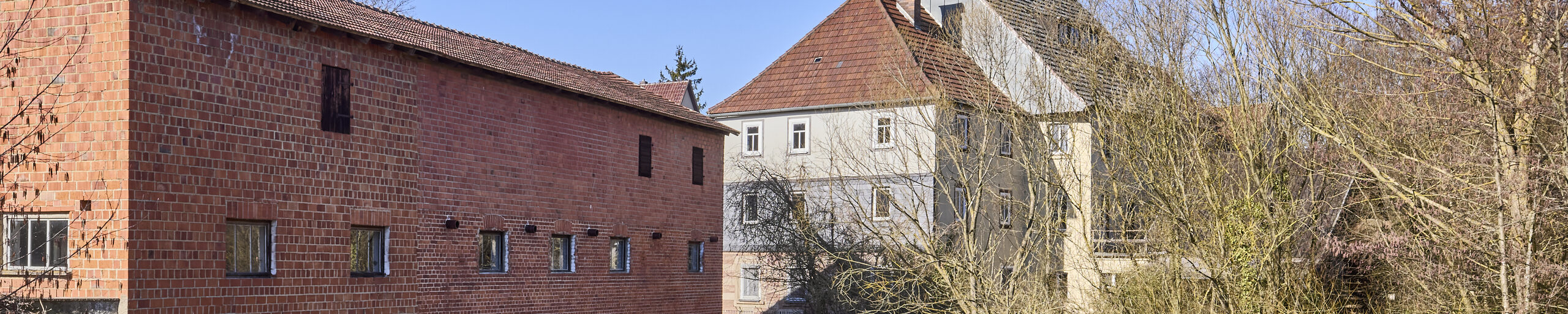 Eine Überblicksaufnahme der Bertelsdorfer Mühle