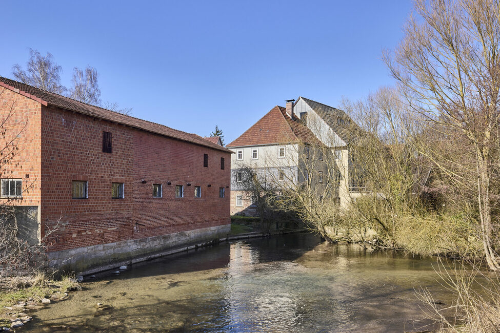 Eine Überblicksaufnahme der Bertelsdorfer Mühle
