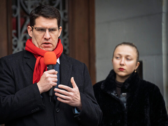 OB Dominik Sauerteig erinnert an die Opfer von Hass und Gewalt.