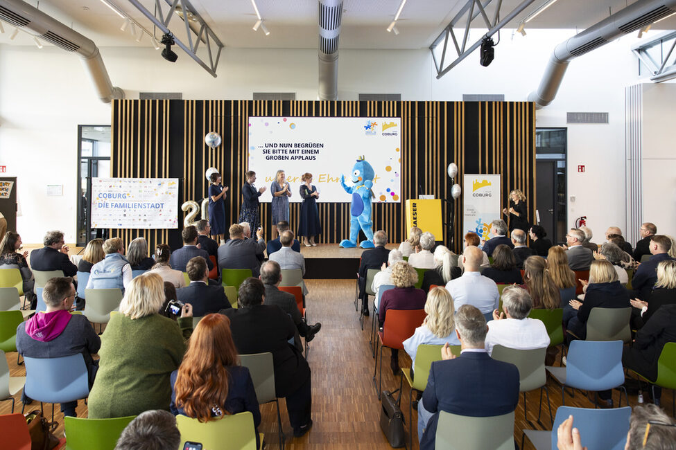Büni ist das neue Maskottchen des Bündnis "Coburg die Familienstadt"