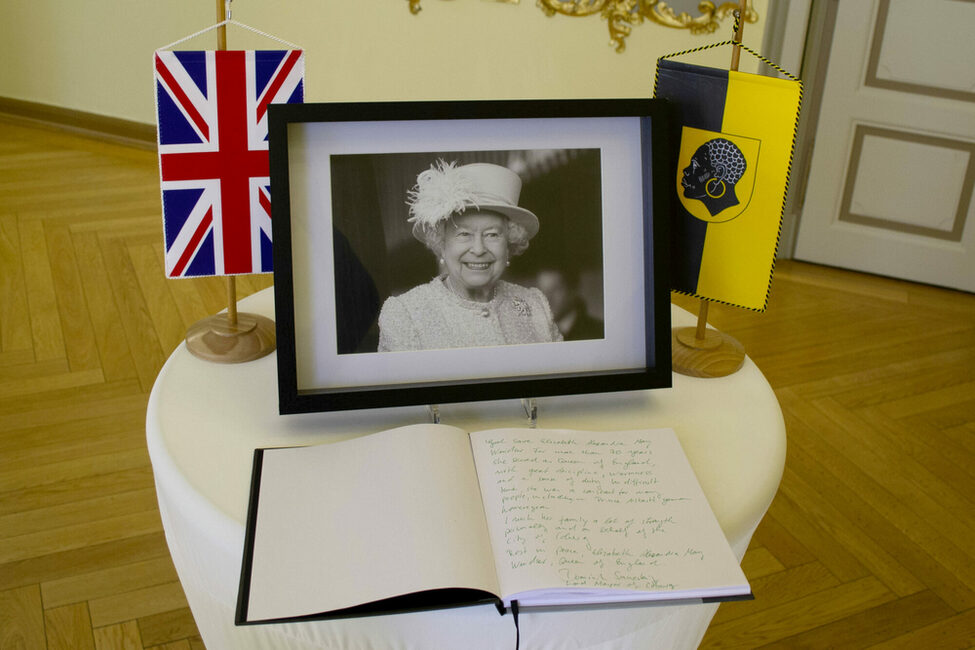 Kondolenzbuch Queen Elizabeth II