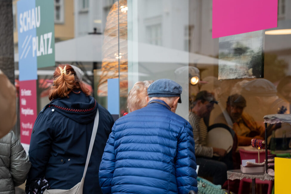 Eröffnung Schauplatz