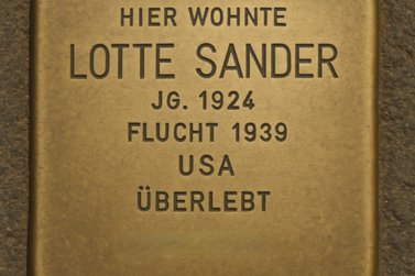 Stolperstein von Lotte Sander